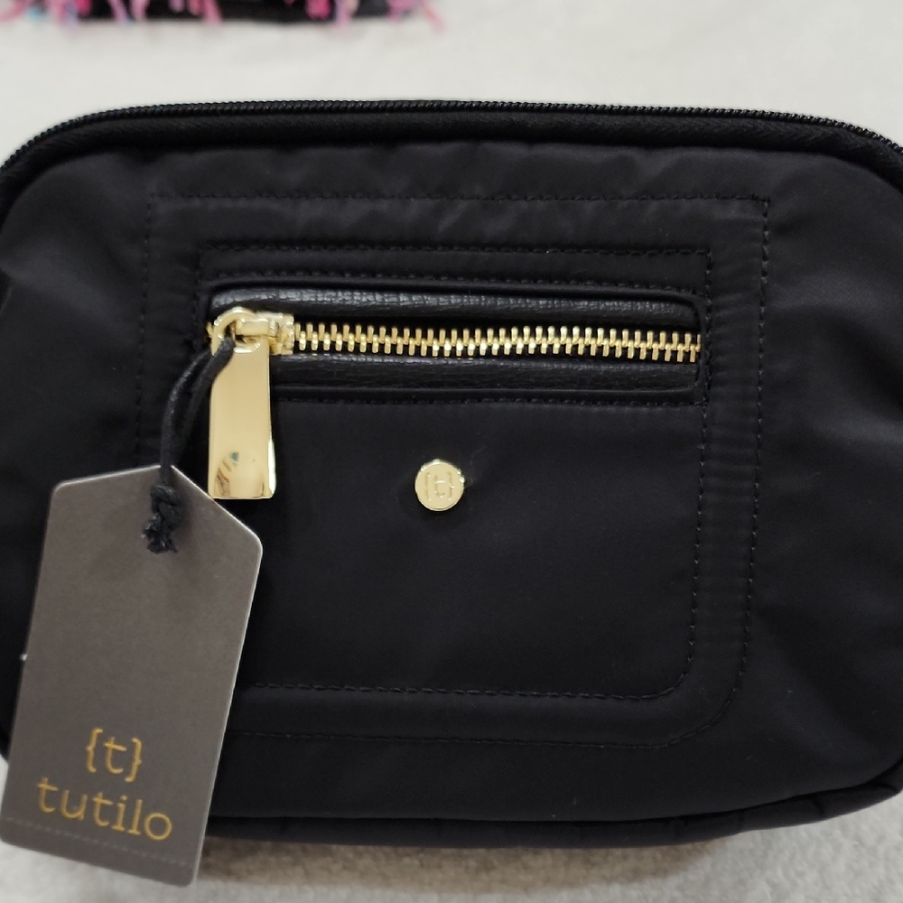 Tutilo Women's Black Nylon Fannypack New
